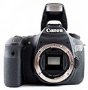 DSLR - Digital Single Lens Reflex. Canon EOS 60D fără obiectiv